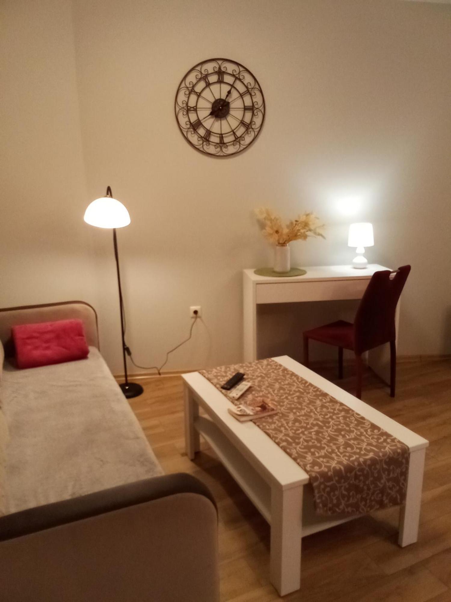 Apartment Morskoi Gnom Burgas Bagian luar foto