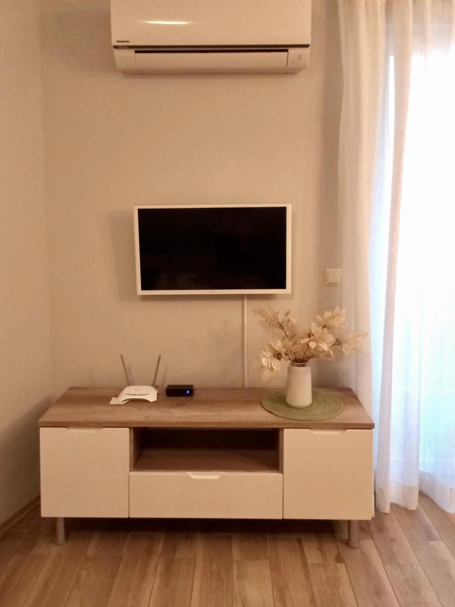 Apartment Morskoi Gnom Burgas Bagian luar foto